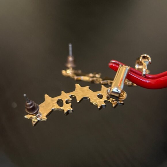 Star Ear Crawlers Earrings - Picture 4 of 5